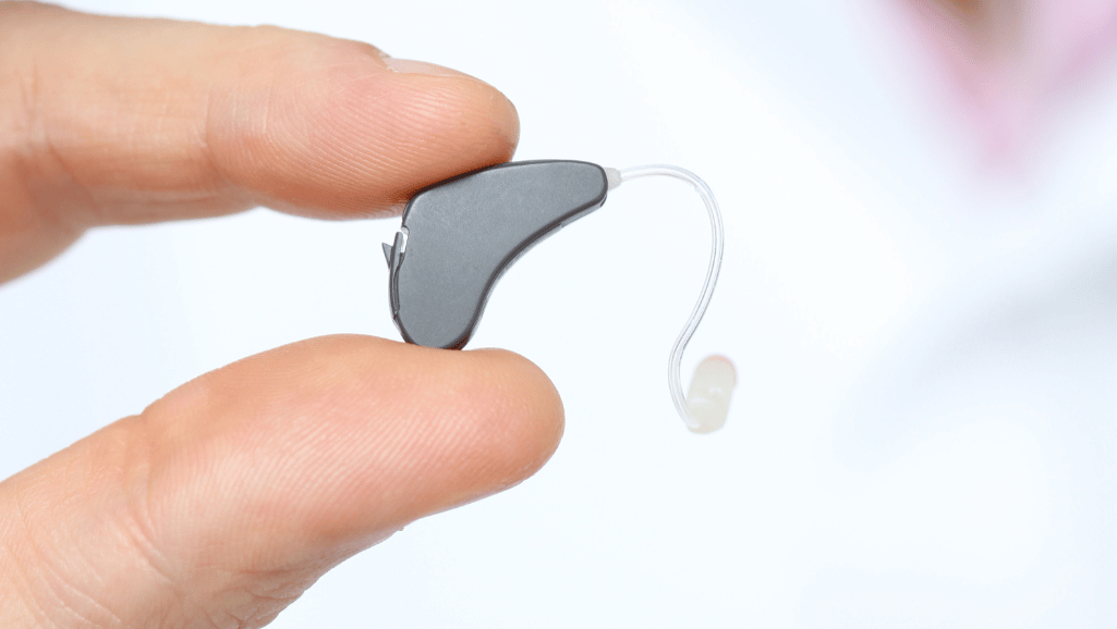 hearing aid insurance through Medicare